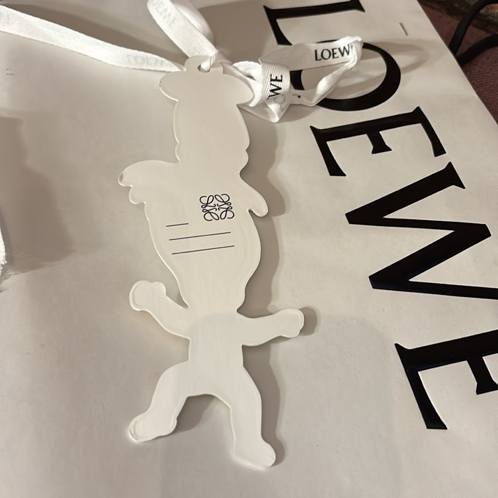 🧡 Suna Fujita x Loewe Limited Edition Art Anime with Ribbon + shopping bag - Picture 4 of 4
